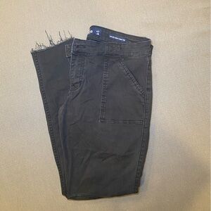 Low Rise Super Skinny Crop Jeans